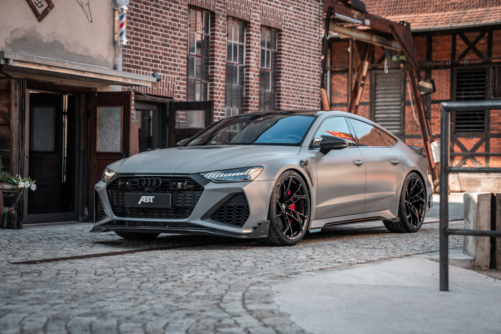 SMALL_ABT_RS7_LE (3)